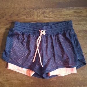 Champion C9 Size Small Excercise shorts